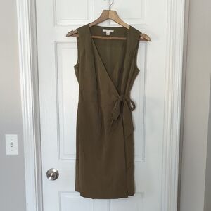 Green Sleeveless V-Neck Wrap Midi Dress